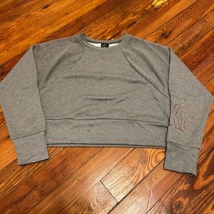 Cropped Nike Sweatshirt
